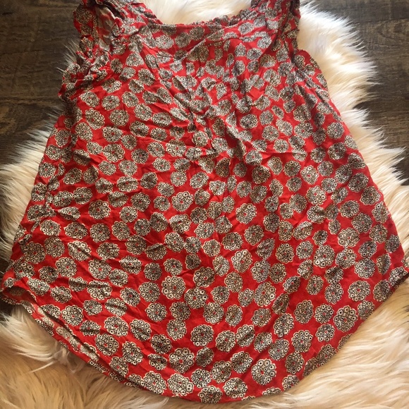 Maeve Anthropologie Red Floral Pleated Ruffle Tank - Picture 7 of 7